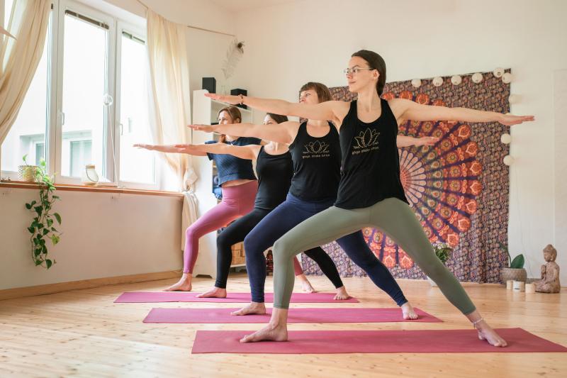 Flow yoga